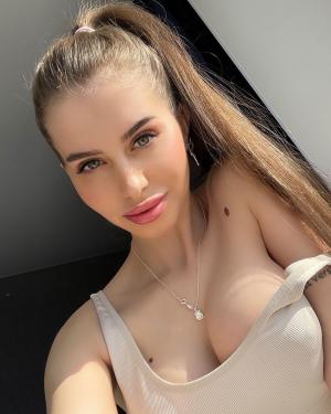 Интимное фото пользователя karina19 в объявлении №30117 на SexKompas