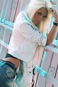 Алина