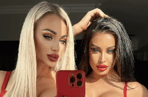 Пошлые подружки 